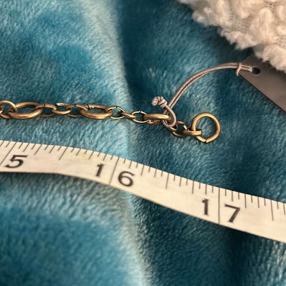 Sparkling Sage Stone Statement Bib Necklace - Picture 11 of 12